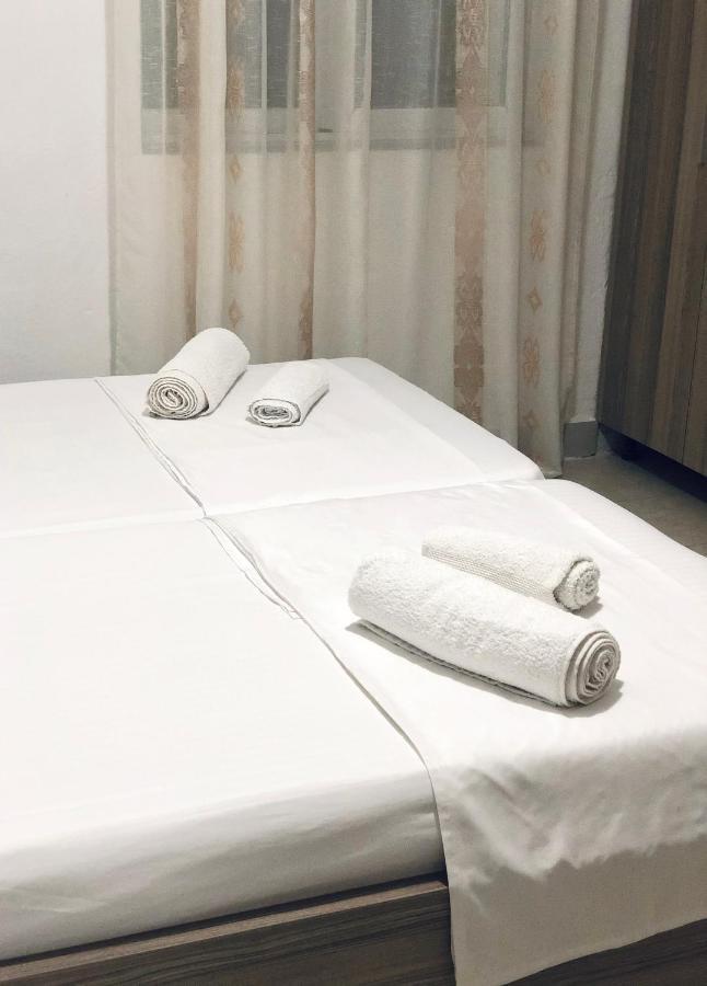 Sandri Apartment Himare Luaran gambar