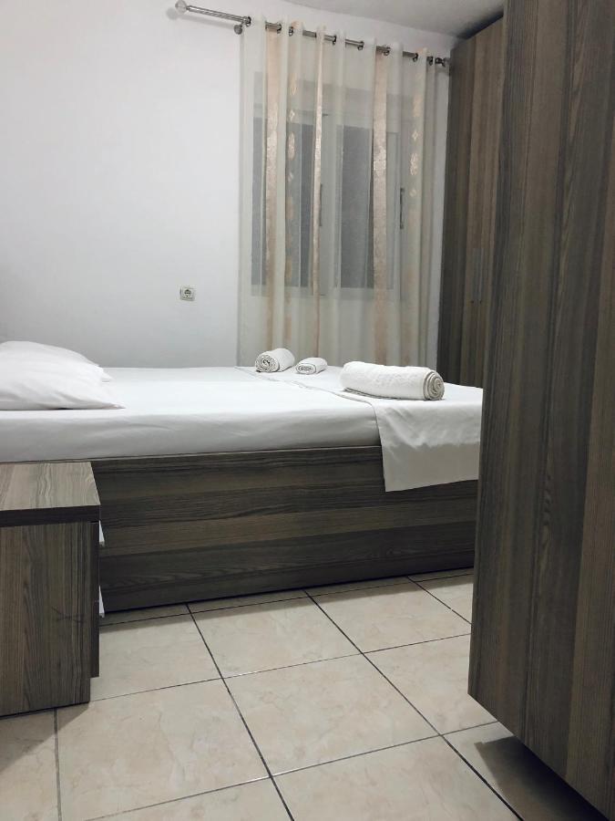 Sandri Apartment Himare Luaran gambar