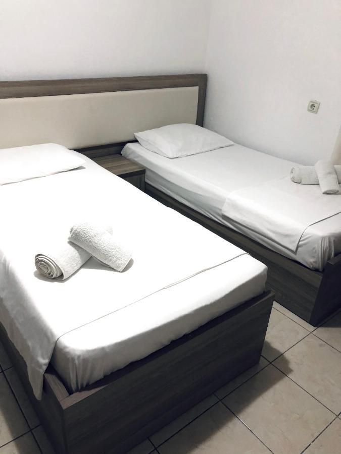 Sandri Apartment Himare Luaran gambar