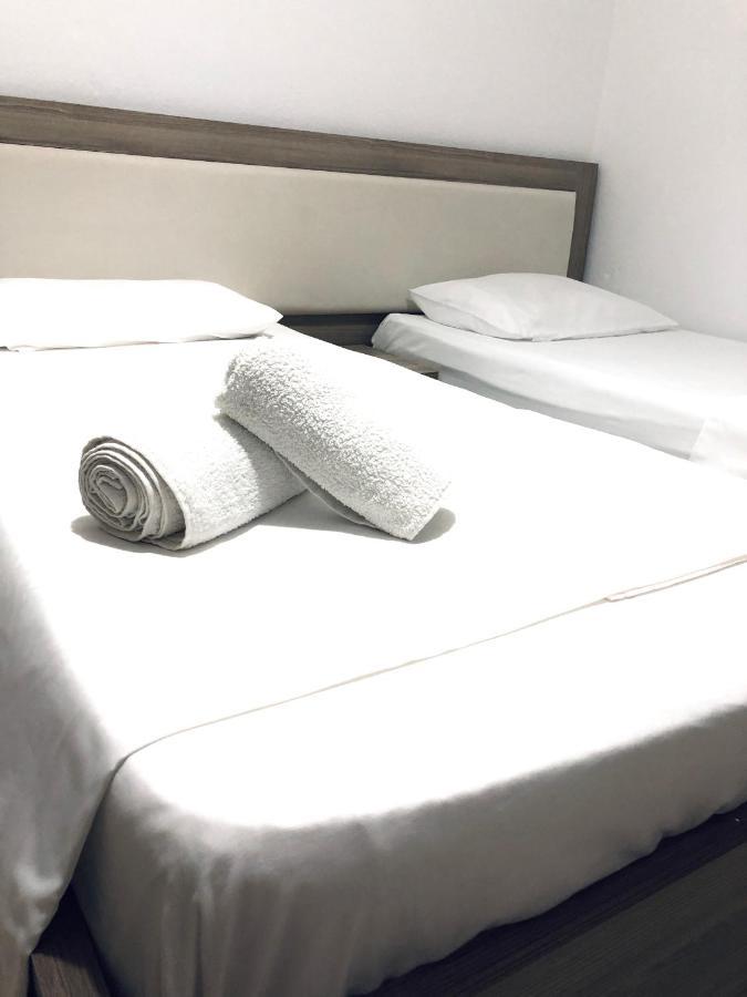 Sandri Apartment Himare Luaran gambar