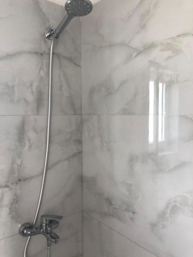 Sandri Apartment Himare Luaran gambar