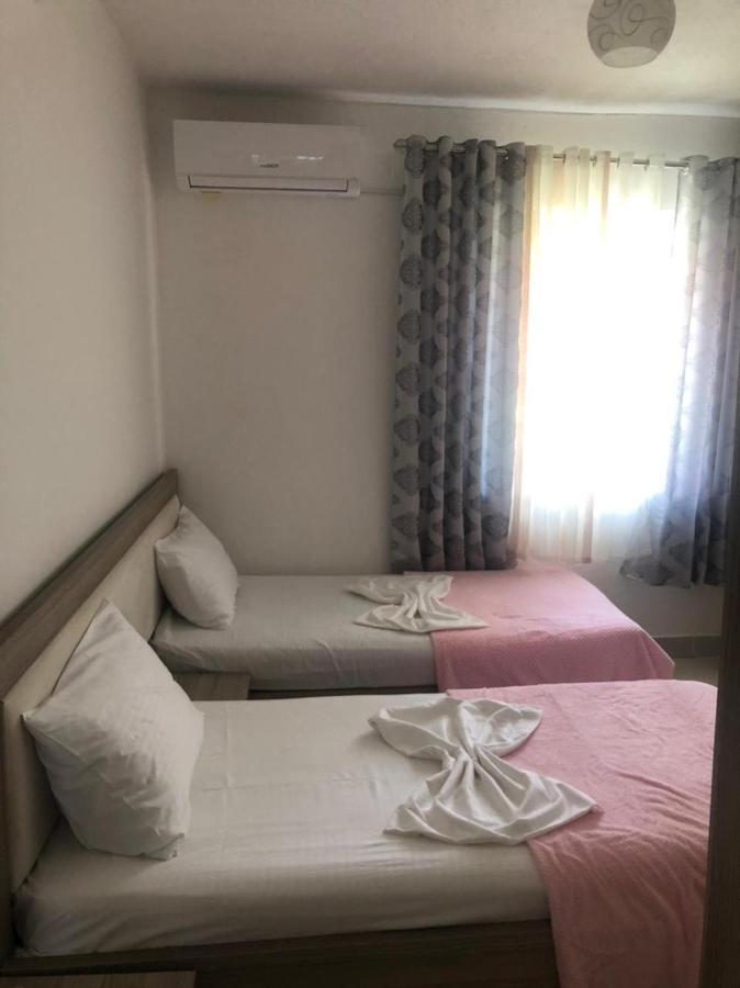 Sandri Apartment Himare Luaran gambar